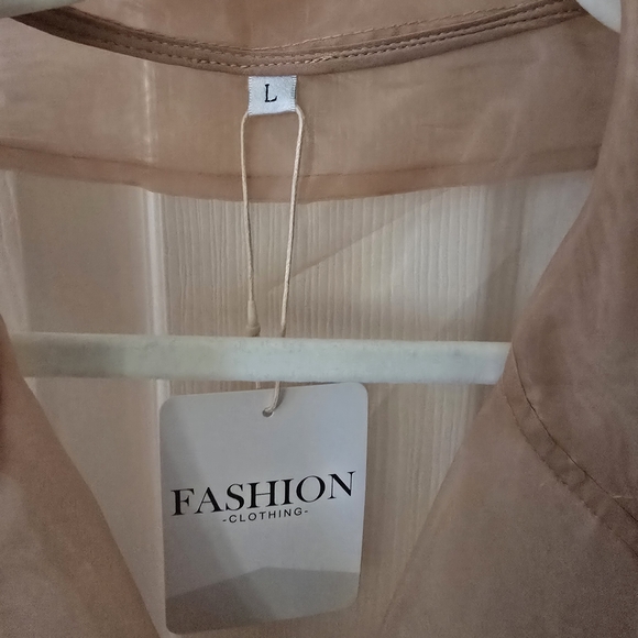 BNWT Sheer Tan Trench Style Layering Coat Women's Large - Picture 4 of 15